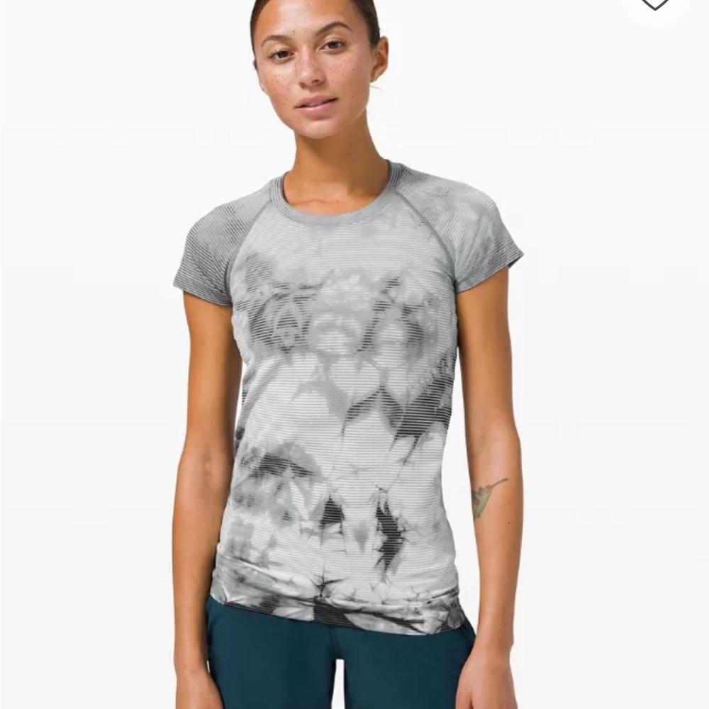 Lululemon Swiftly Tech Size 6 - image 1